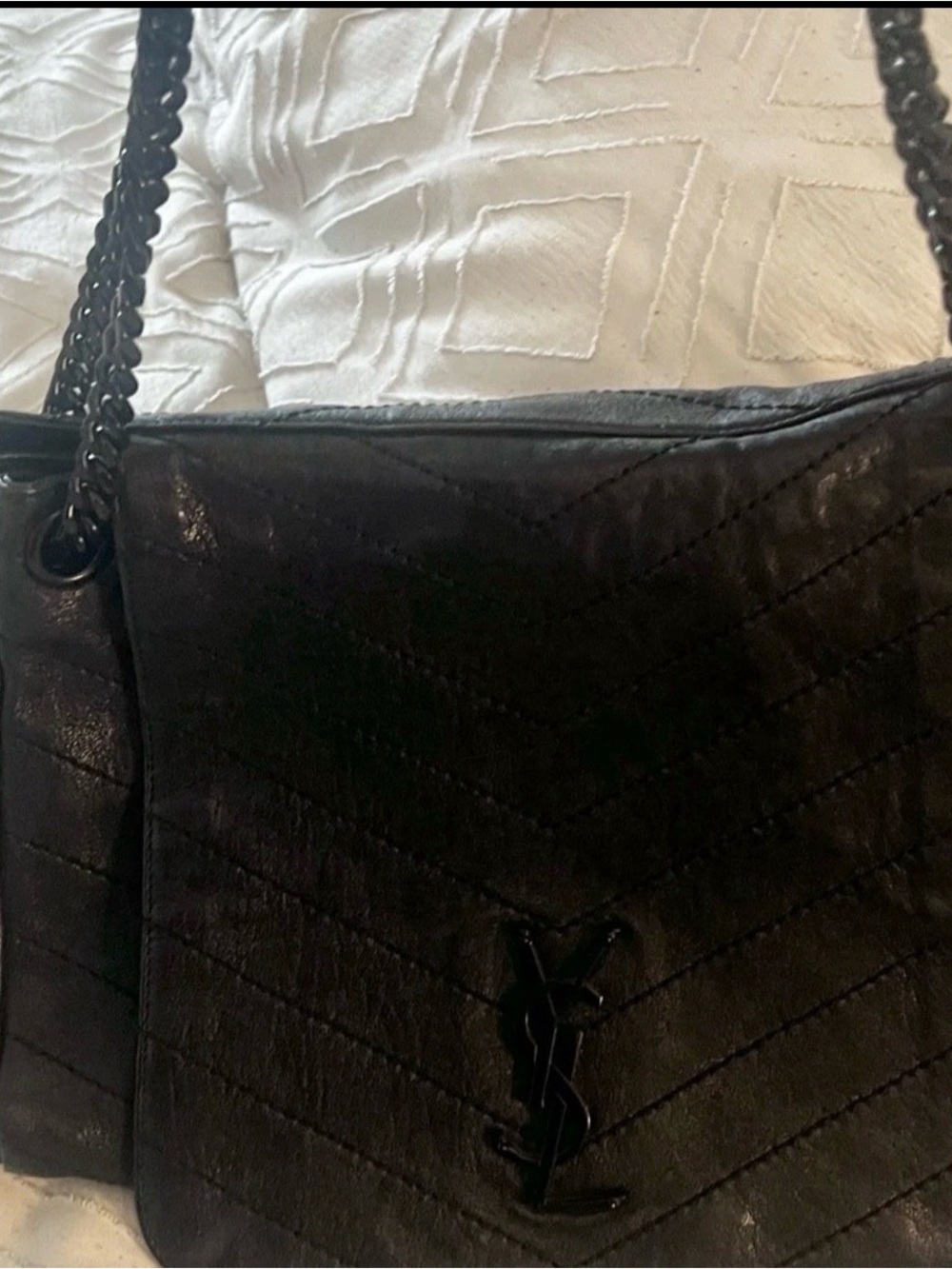 Saint Laurent Black Quilted soho Leather Shoulder Bag with YSL Monogram - Picture 10 of 15